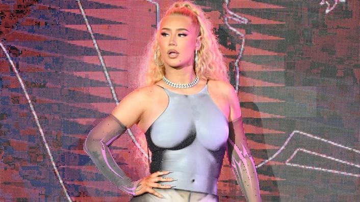 Iggy Azalea Joins OnlyFans Launches Hotter Than Hell Project